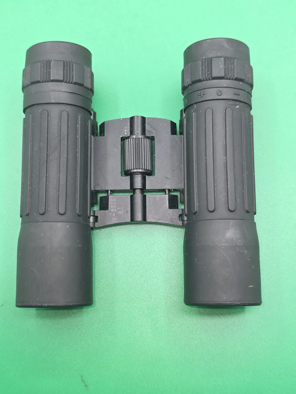 🦅 Bushnell 10x25 Compact Binoculars – Clear Views Await